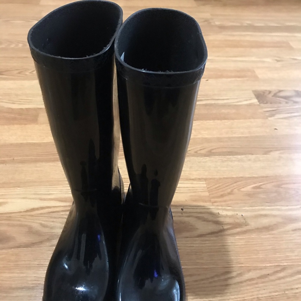Calf high ugg boots - Picture 5 of 7